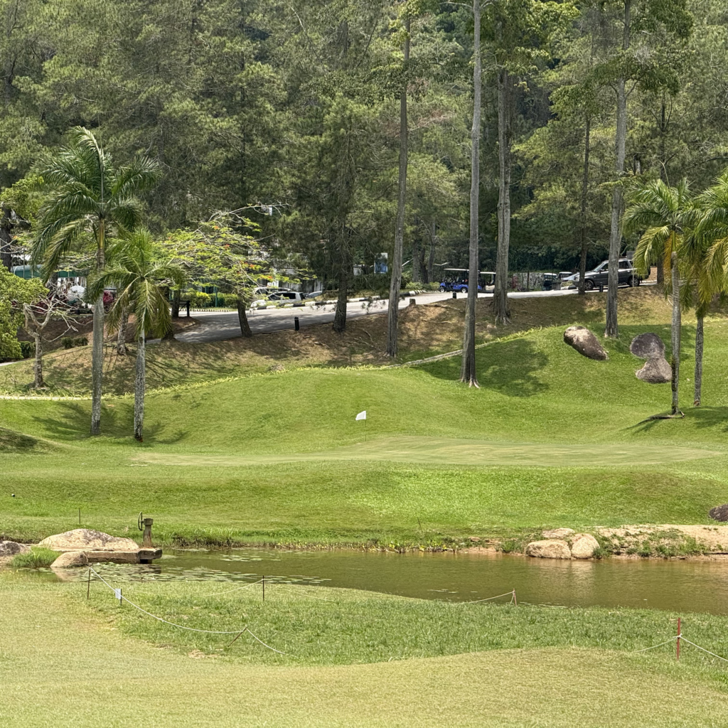 Berjaya Hills Golf & Country Club Hole 18 flag